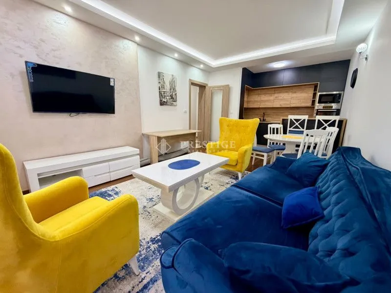Izdavanje, dvosoban stan, 70m², Master Kvart, Podgorica