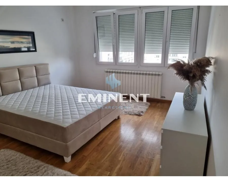 Izdavanje, dvosoban stan, 54m², Tašmajdan, Palilula Sve Podlokacije