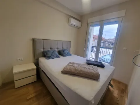 Prodaja, trosoban stan, 70m², City Kvart, Podgorica - image 13