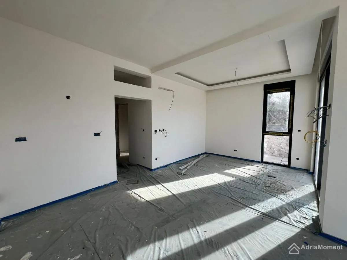 Sale, four bedroom apartment, 126m², Centar, Tivat
