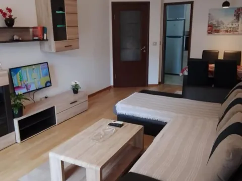 Rent, one bedroom apartment, 49m², 1 maj, Podgorica - image 2