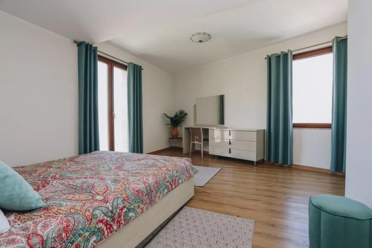 Prodaja, kuća, 517m², Krašići, Tivat