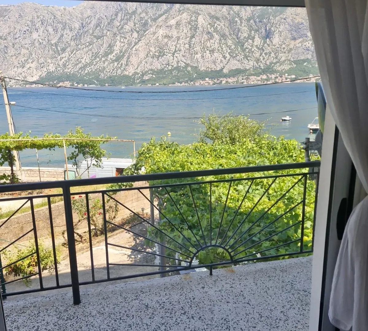 Sale, two bedroom apartment, 85m², Prčanj, Kotor