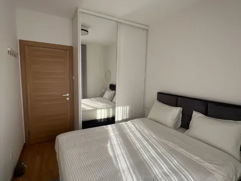 Rent, one bedroom apartment, 45m², Pobrežje, Podgorica - image 10