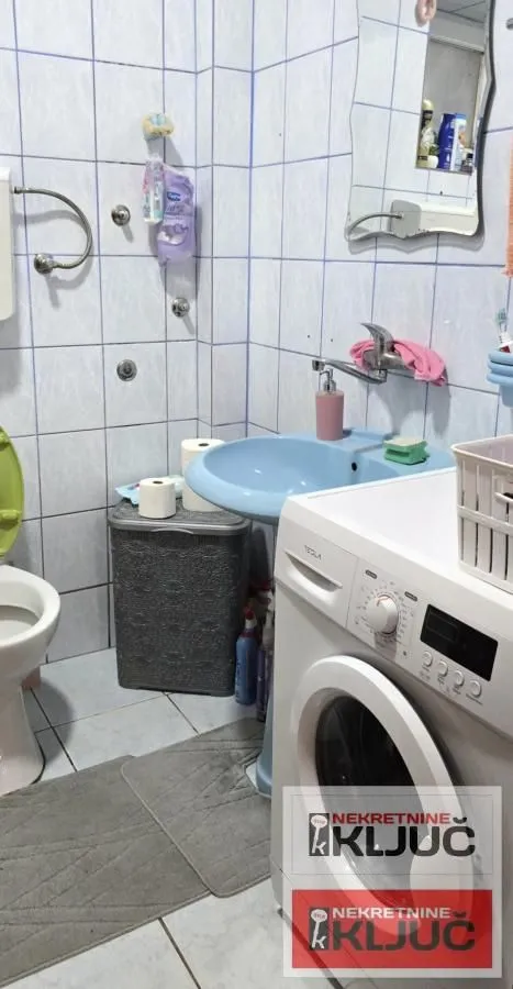 Izdavanje, dvosoban stan, 100m², Veternik, Novi Sad Sve Podlokacije