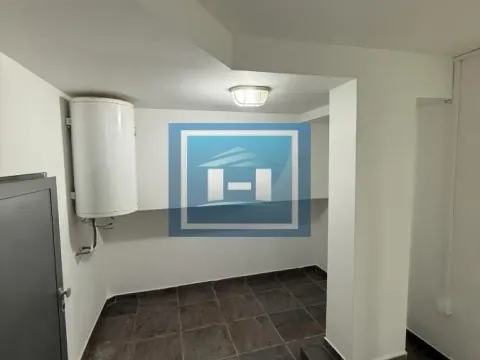 Rent, office space, 120m², Aqua park, Jagodina - image 19