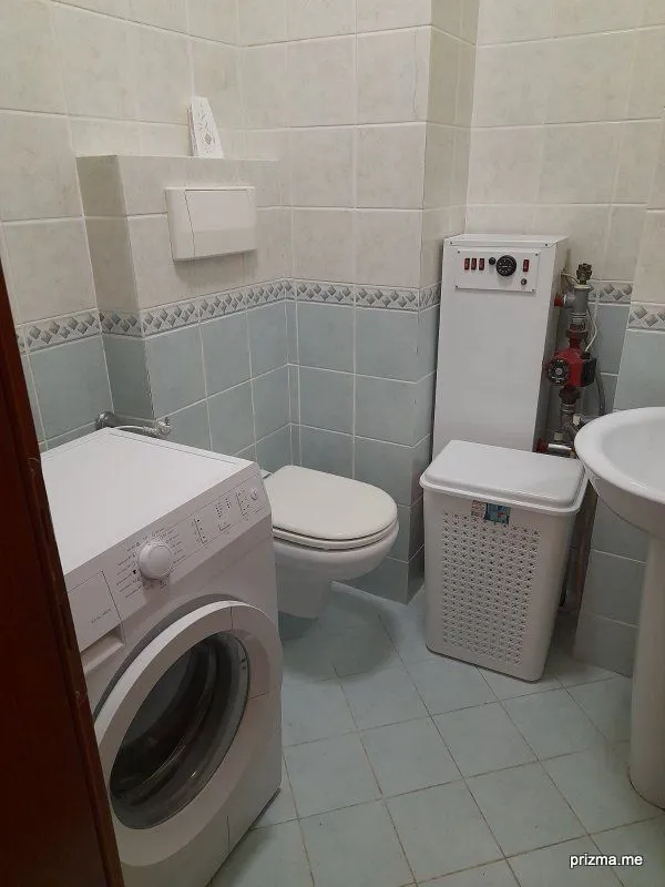 Prodaja, trosoban stan, 119m², Pobrežje, Podgorica