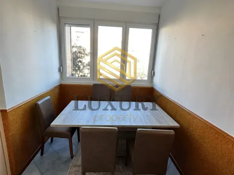 Izdavanje, dvosoban stan, 70m², Gintaš, Podgorica - image 9