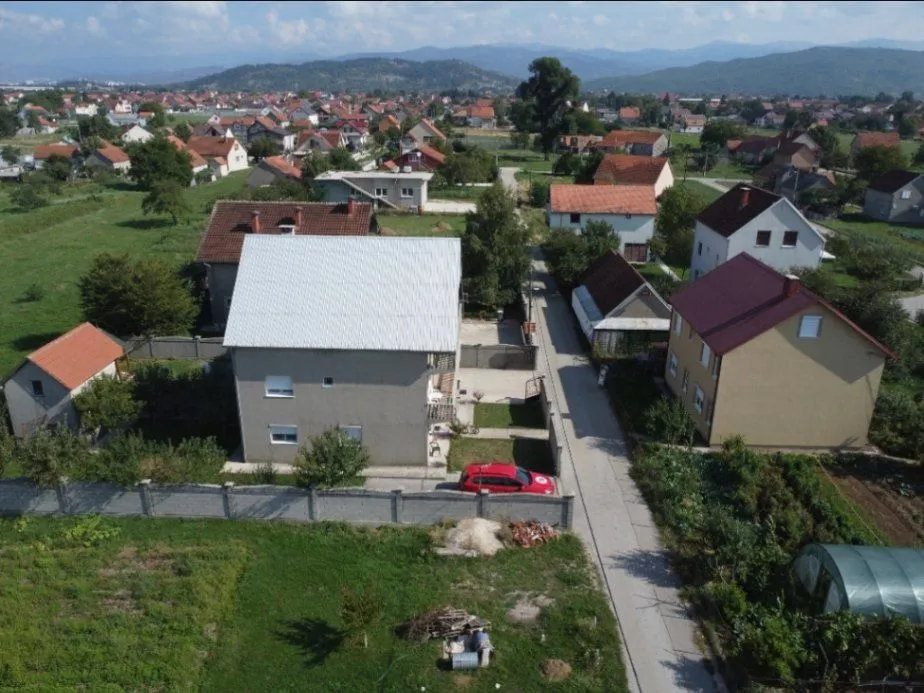 Prodaja, kuća, 236m², Kličevo, Nikšić