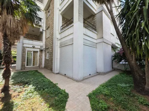 Prodaja, dvosoban stan, 70m², Centar, Budva - image 5