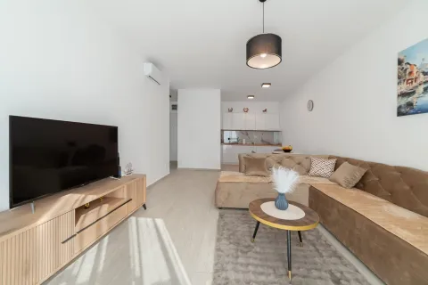 Izdavanje, jednosoban stan, 57m², Bečići, Budva - image 3