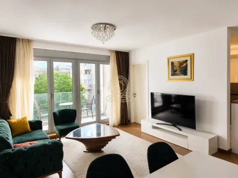Rent, four bedroom apartment, 80m², Tašmajdan, Palilula Sve Podlokacije - image 4