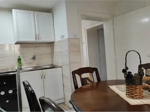 Prodaja, kuća, 142m², Apelovac, Niš - image 19