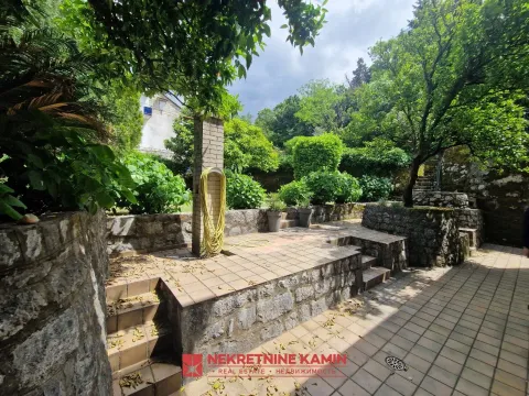 Prodaja, kuća, 140m², Stoliv, Kotor - image 8