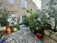 Prodaja, trosoban stan, 86m², Stari Grad, Budva - image 10