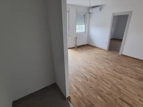 Rent, two bedroom apartment, 48m², Petrovaradin, Novi Sad - image 6