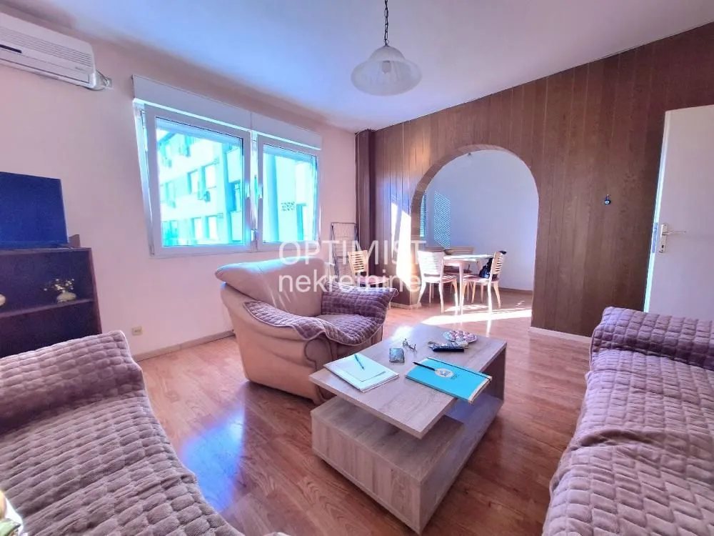 Rent, three bedroom apartment, 68m², Voždovac Sve Podlokacije, Beograd