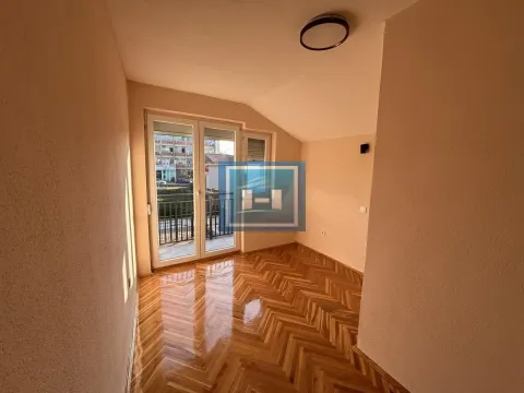 Prodaja, trosoban stan, 107m², Centar, Jagodina - image 27