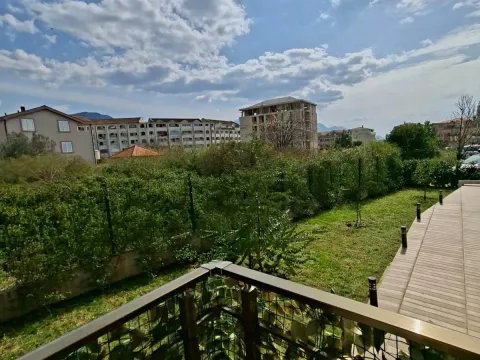 Rent, one bedroom apartment, 40m², Bijela, Herceg Novi - image 6