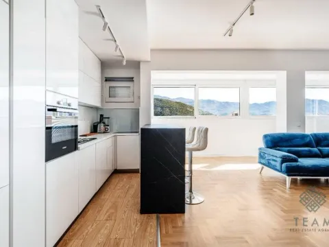 Prodaja, trosoban stan, 105m², Centar, Budva - image 8