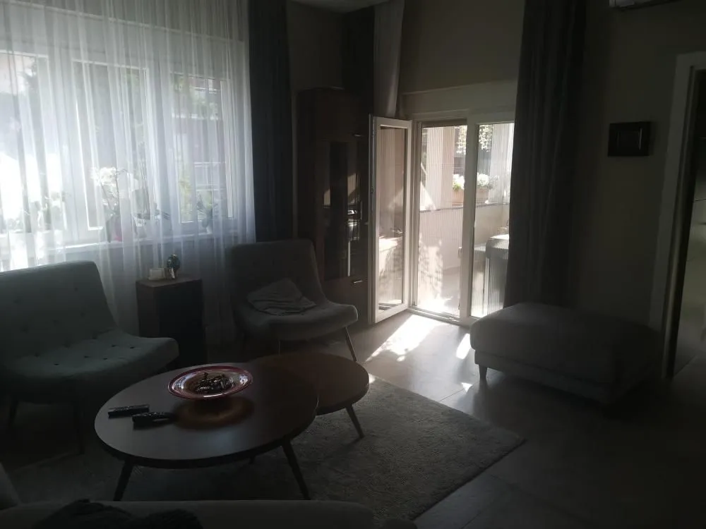 Sale, four bedroom apartment, 135m², Zemun Cara Dušana, Zemun Sve Podlokacije
