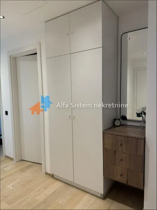 Rent, three bedroom apartment, 70m², Stari Grad, Beograd