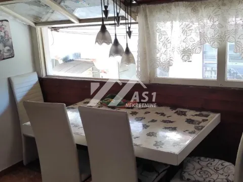 Izdavanje, dvosoban stan, 50m², Centar, Novi Sad - image 5