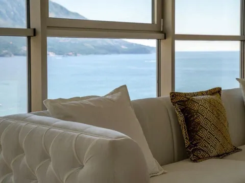 Izdavanje, trosoban stan, 150m², Bečići, Budva - image 5