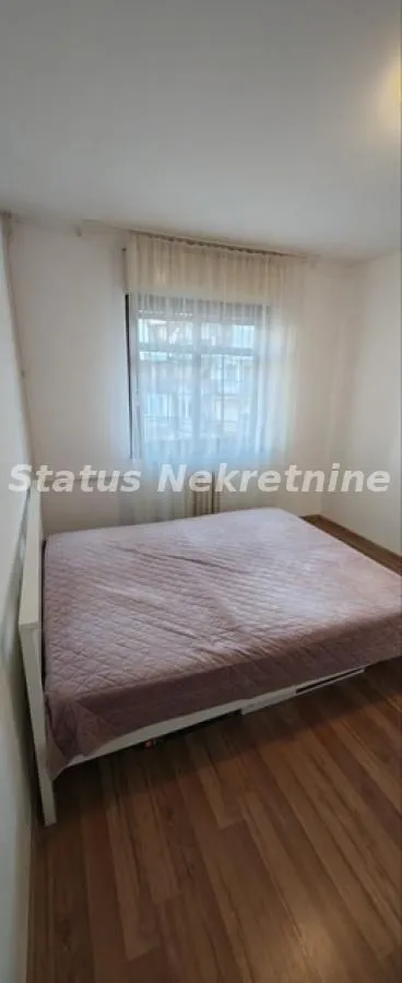 Izdavanje, dvosoban stan, 63m², Bulevar Oslobodjenja, Novi Sad Sve Podlokacije