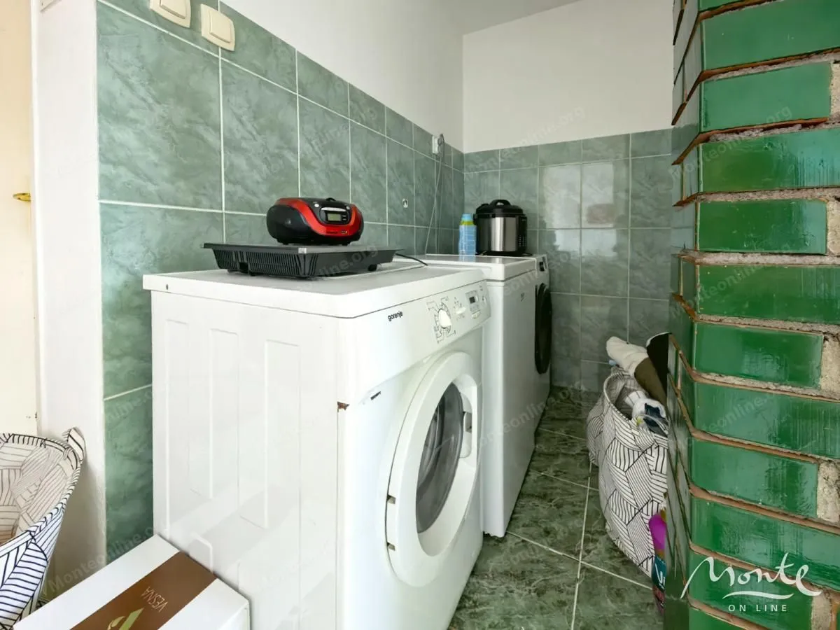 Sale, house, 128m², Kolašin, Crna Gora