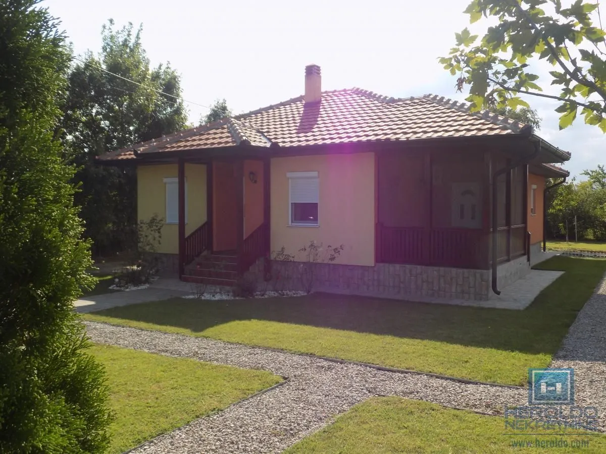 Sale, house, 96m², Karadjordjevo brdo, Paraćin