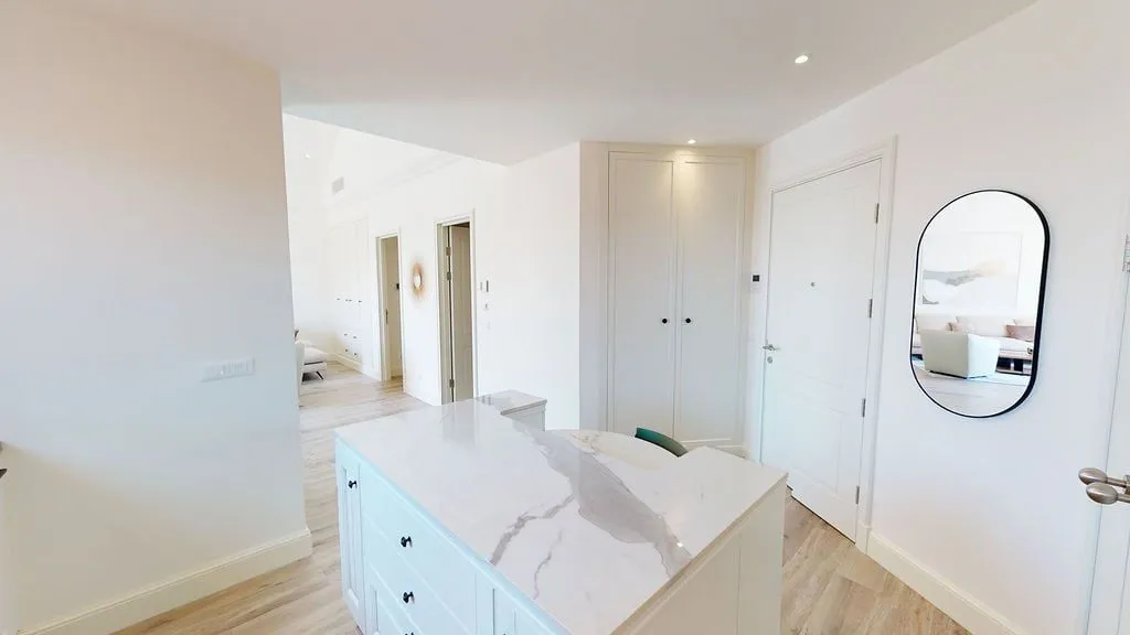 Prodaja, dvosoban stan, 74m², Tivat, Crna Gora
