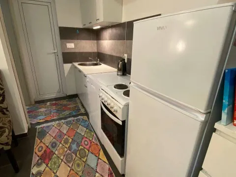 Rent, one bedroom apartment, 35m², Bar, Crna Gora - image 6