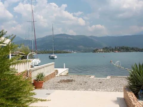 Sale, house, 190m², Kotor, Crna Gora - image 4