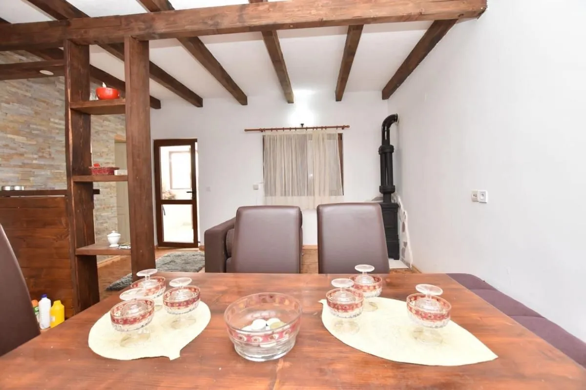Prodaja, kuća, 290m², Herceg Novi, Crna Gora