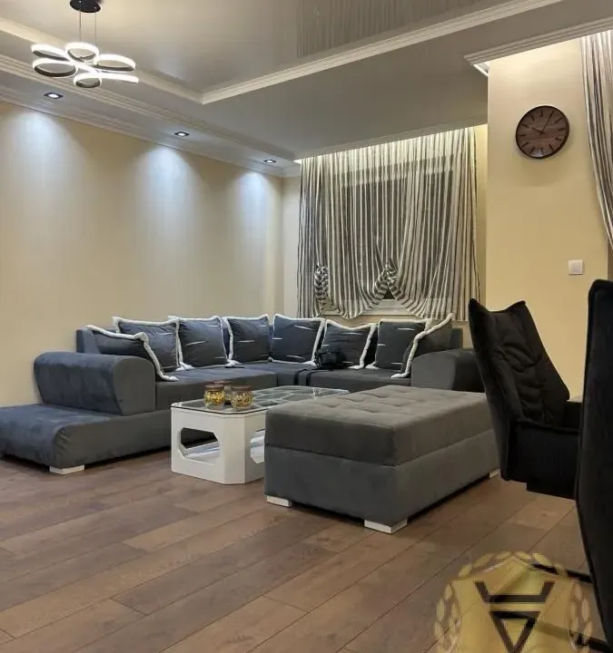 Izdavanje, trosoban stan, 84m², Voždovac Sve Podlokacije, Beograd