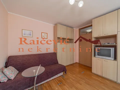 Rent, one bedroom apartment, 36m², Čukarica, Beograd - image 5