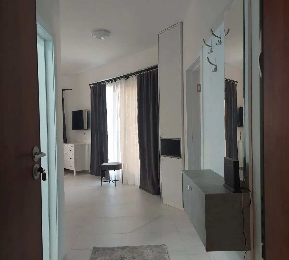 Rent, one bedroom apartment, 69m², Slovenska Plaža, Budva