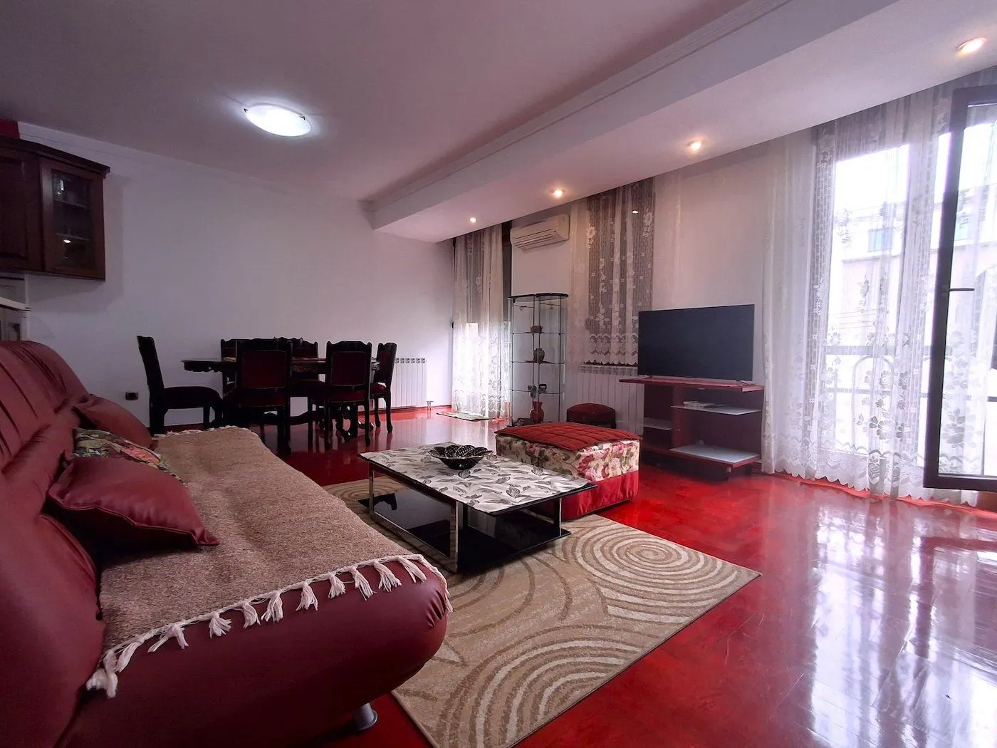 Rent, apartment, 84m², Centar, Podgorica