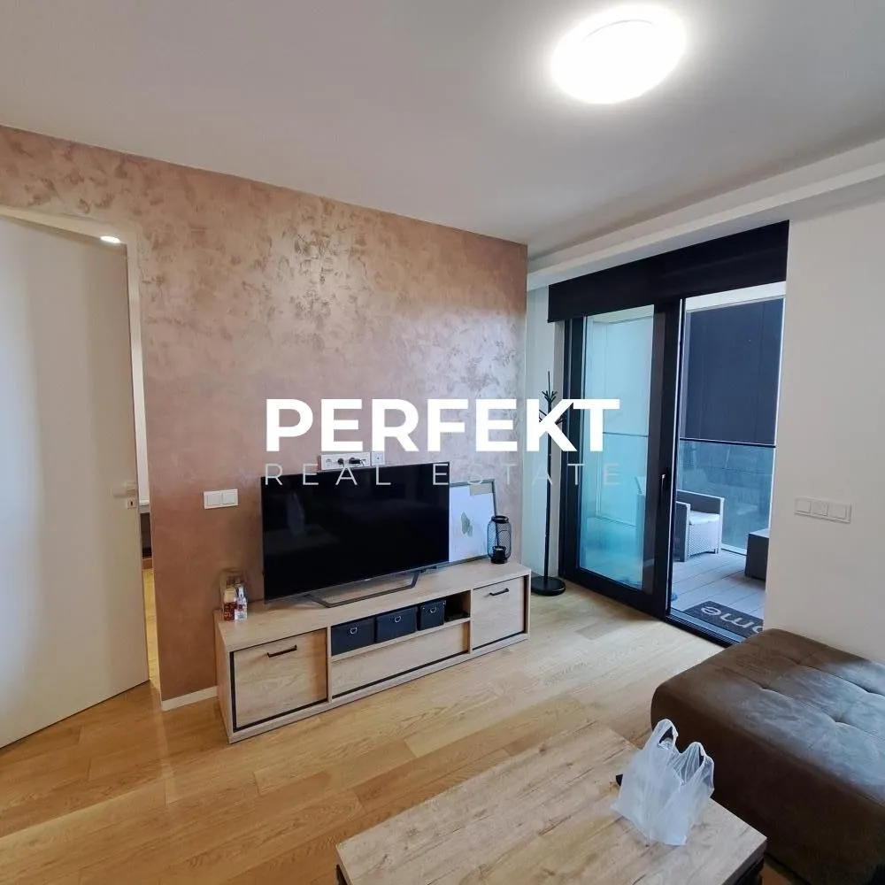 Rent, two bedroom apartment, 45m², Novi Beograd Sve Podlokacije, Beograd