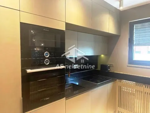 Izdavanje, četvorosoban stan, 100m², Novi Beograd Sve Podlokacije, Beograd - image 7