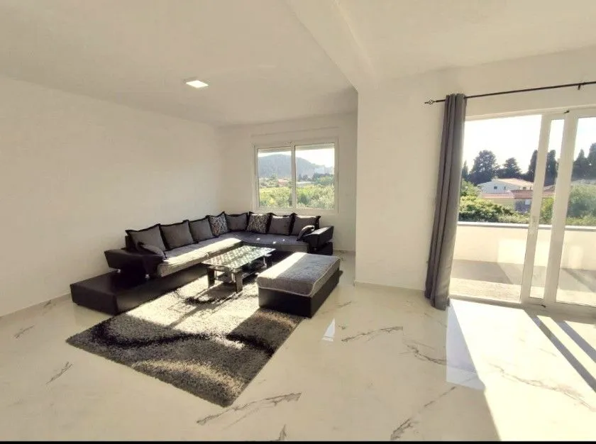 Rent, two bedroom apartment, 77m², Bjeliši, Bar