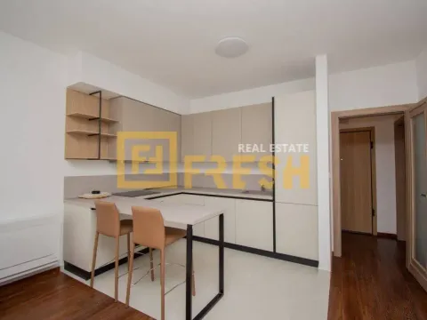 Izdavanje, trosoban stan, 120m², Master Kvart, Podgorica - image 5