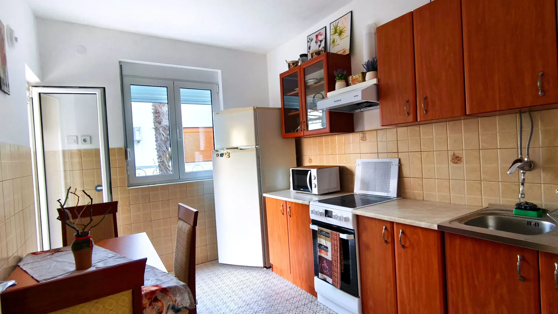Sale, three bedroom apartment, 51m², Centar, Budva