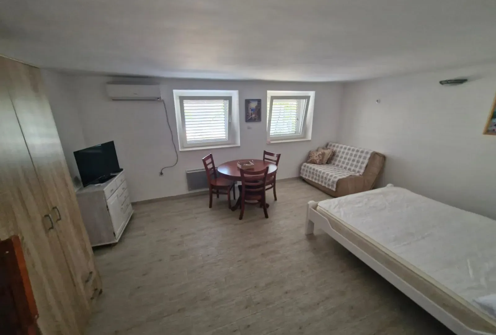 Sale, two bedroom apartment, 85m², Prčanj, Kotor