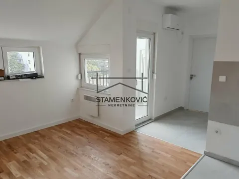 Prodaja, jednosoban stan, 36m², Grbavica, Novi Sad Sve Podlokacije