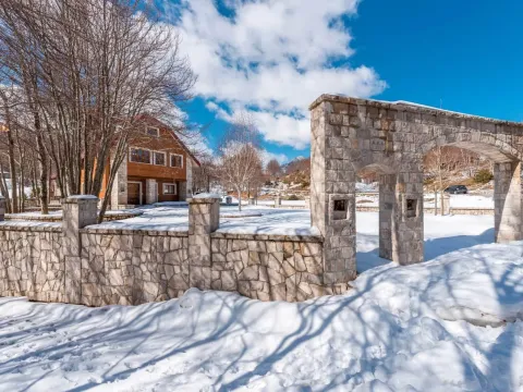 Prodaja, kuća, 402m², Ivanova Korita, Cetinje - image 12