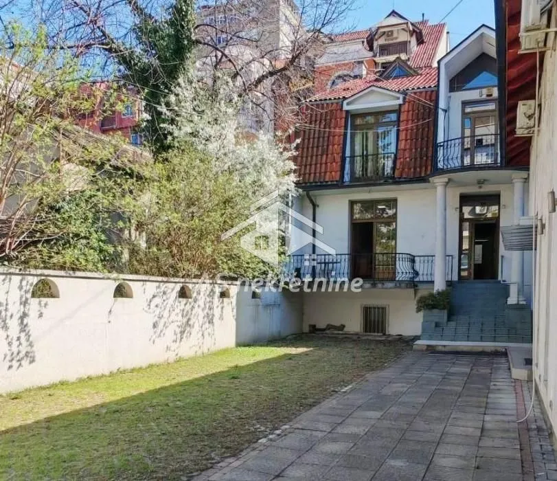 Izdavanje, kuća, 500m², Profesorska Kolonija, Palilula Sve Podlokacije