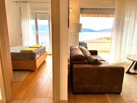 Prodaja, stan, 66m², Tivat, Crna Gora - image 3