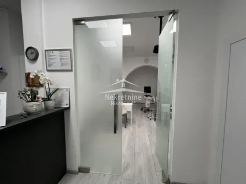 Izdavanje, poslovni prostor, 136m², Golf Naselje, Beograd - image 2